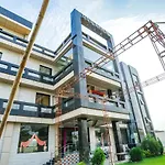 Fabhotel Dds